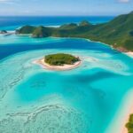 Vue aérienne d'une île tahitienne isolée.